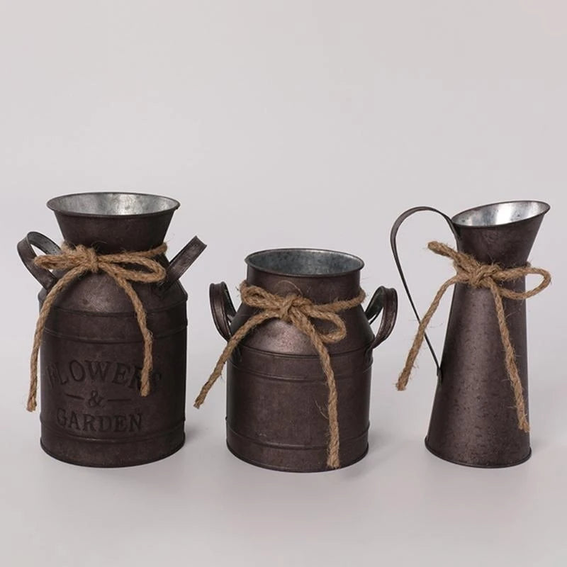 Pot à lait décoratif